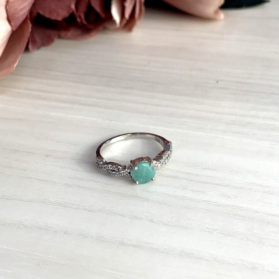 Серебряное кольцо с изумрудом 1.171ct