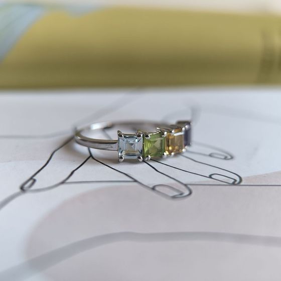 Серебряное кольцо с аметистом 1.508ct, цитрином, хризолітом, топазом