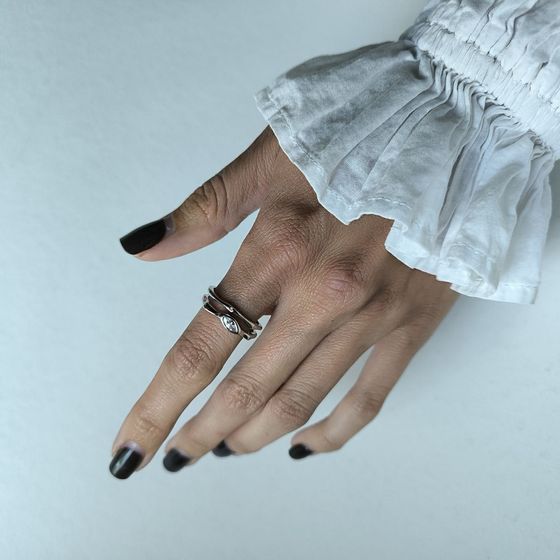 Серебряное кольцо с фианитами Серебряное кольцо с фианитами