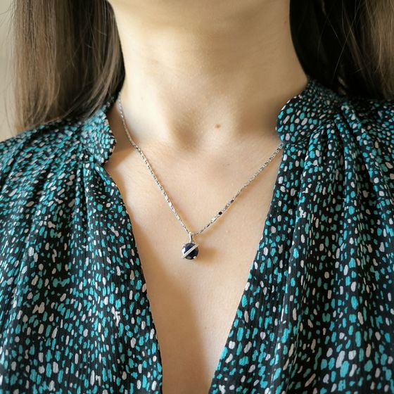 Серебряная подвеска с сапфиром 2.599ct, фианитами