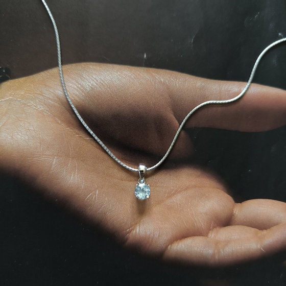 Серебряная подвеска с топазом 0.54ct
