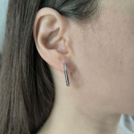 Серебряные серьги с фианитами