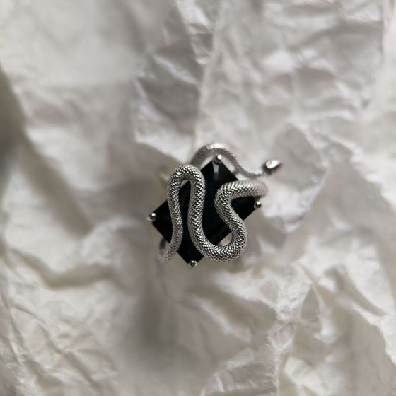 Серебряное кольцо с сапфиром nano 6.14ct