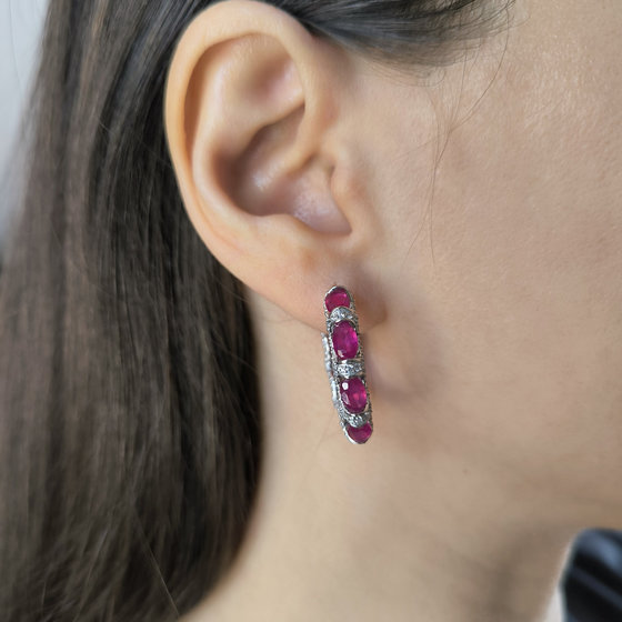 Серебряные серьги с рубином 14.169ct, фианитами