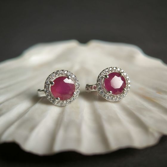 Серебряные серьги с рубином 6.574ct