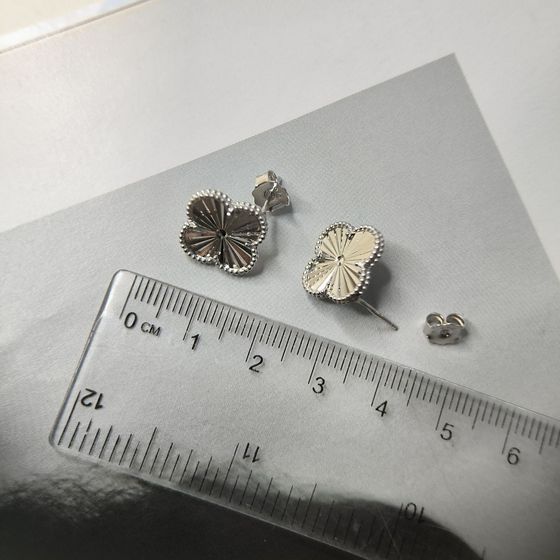 Серебряные серьги без камней