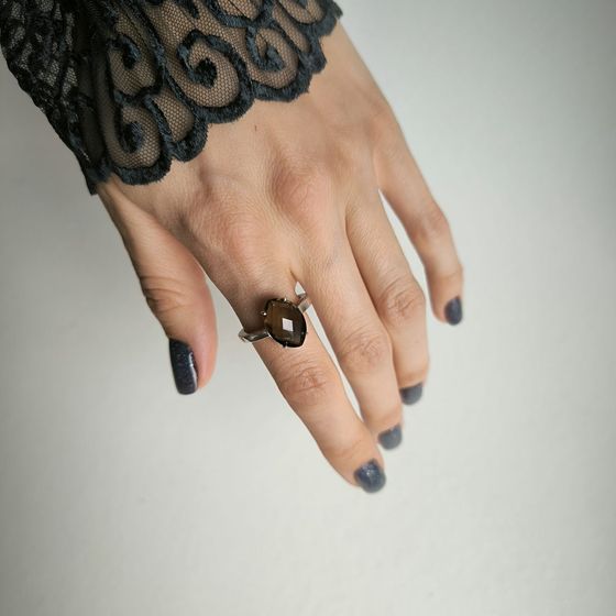 Серебряное кольцо с раухтопазом (дымчатым кварцем) 4.925ct