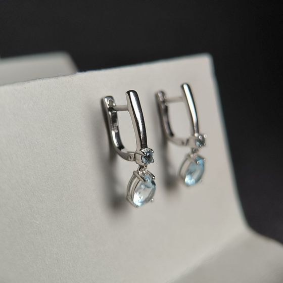 Серебряные серьги с топазом 2.867ct