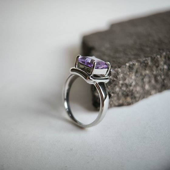 Серебряное кольцо с аметистом 2.4ct