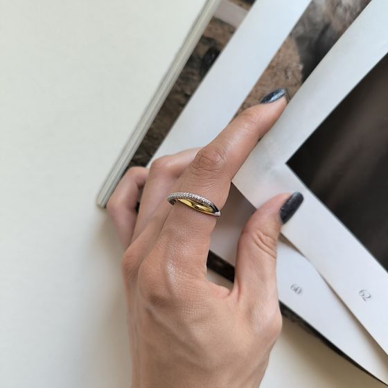 Серебряное кольцо с фианитами