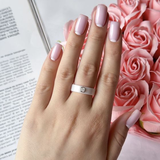 Серебряное кольцо с керамикой