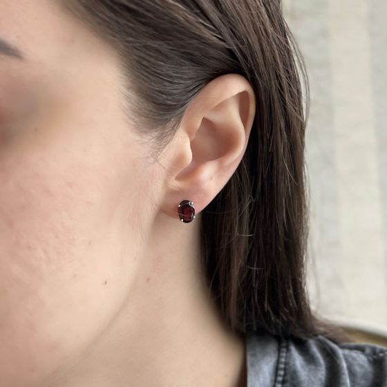 Серебряные серьги с гранатом 3.345ct