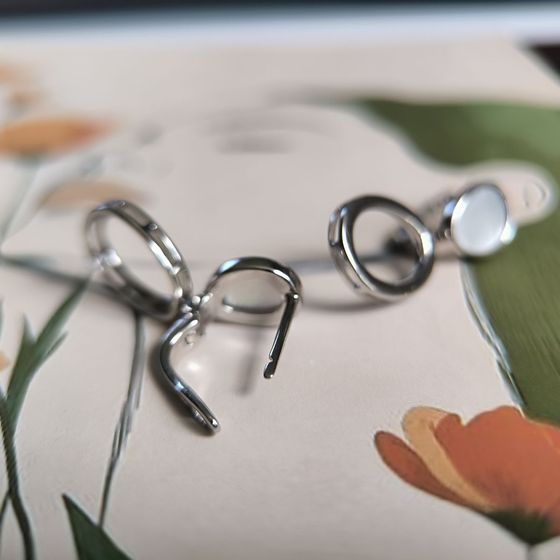 Серебряные серьги с перламутром Серебряные серьги с перламутром