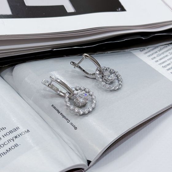 Серебряные серьги с фианитами Серебряные серьги с фианитами