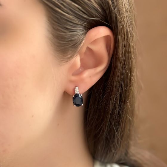 Серебряные серьги с сапфиром