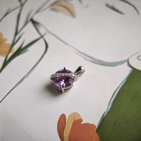 Серебряная подвеска с александритом 2.687ct