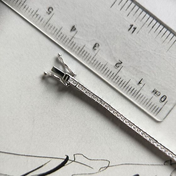 Серебряный браслет с фианитами