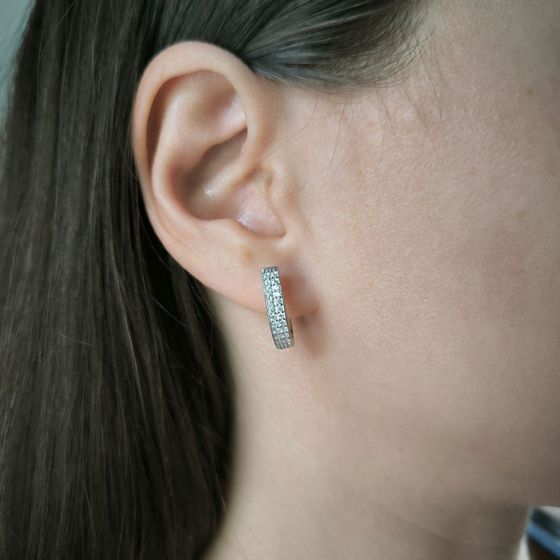 Серебряные серьги с фианитами Серебряные серьги с фианитами