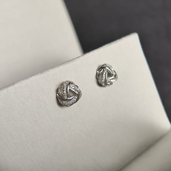 Серебряные серьги с фианитами