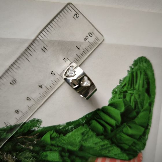 Серебряное кольцо с фианитами