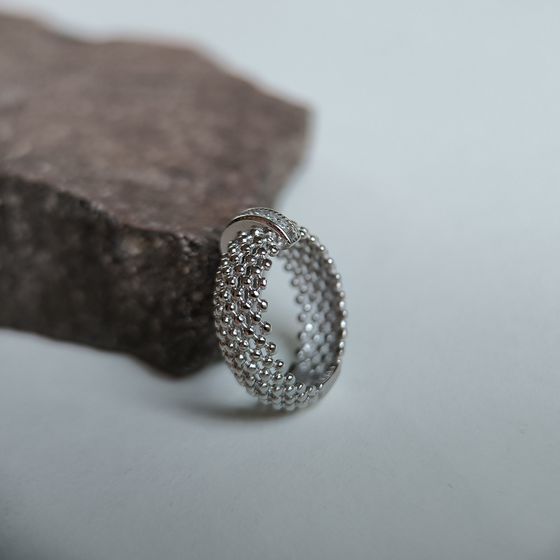 Серебряное кольцо с фианитами