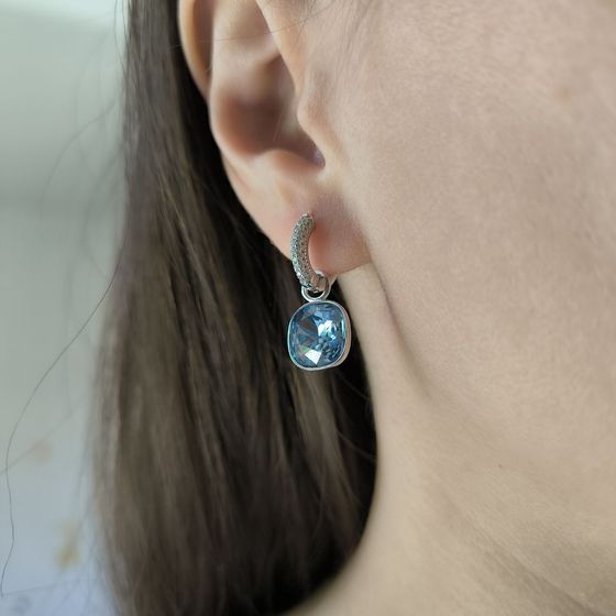 Серебряные серьги с фианитами Серебряные серьги с фианитами