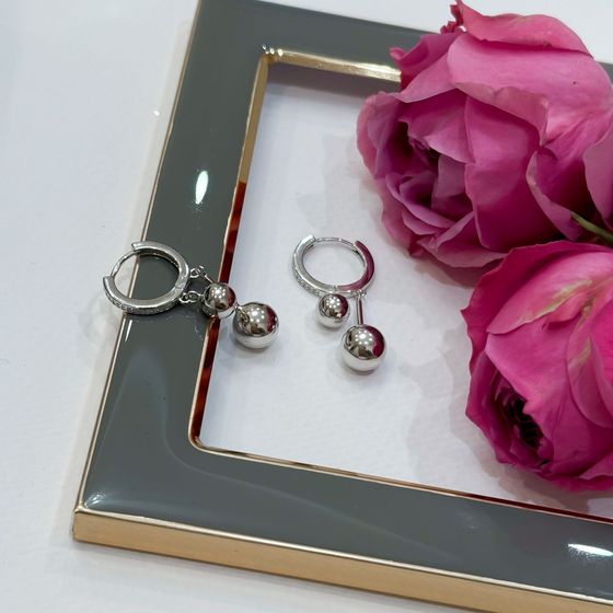 Серебряные серьги с фианитами