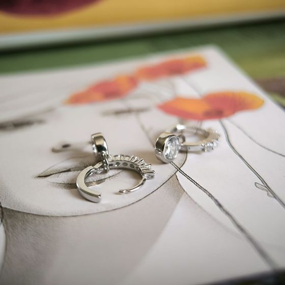 Серебряные серьги с фианитами