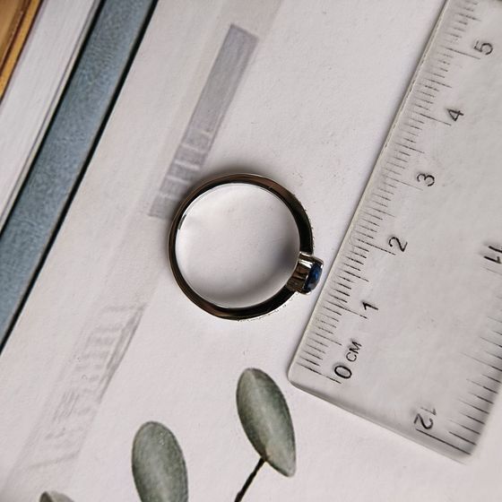 Серебряное кольцо с сапфиром nano 0.561ct