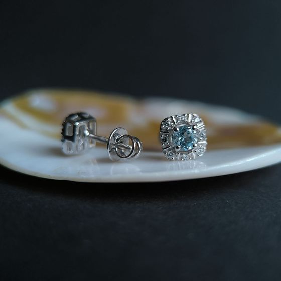 Серебряные серьги с топазом 0.85ct