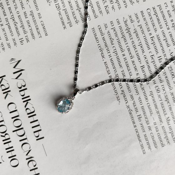 Серебряная подвеска с топазом 1.467ct