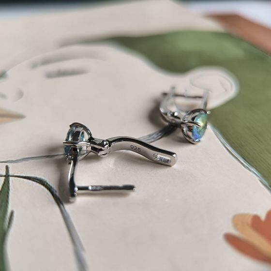 Серебряные серьги с мистик топазом 1.155ct