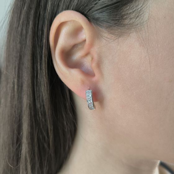 Серебряные серьги с фианитами