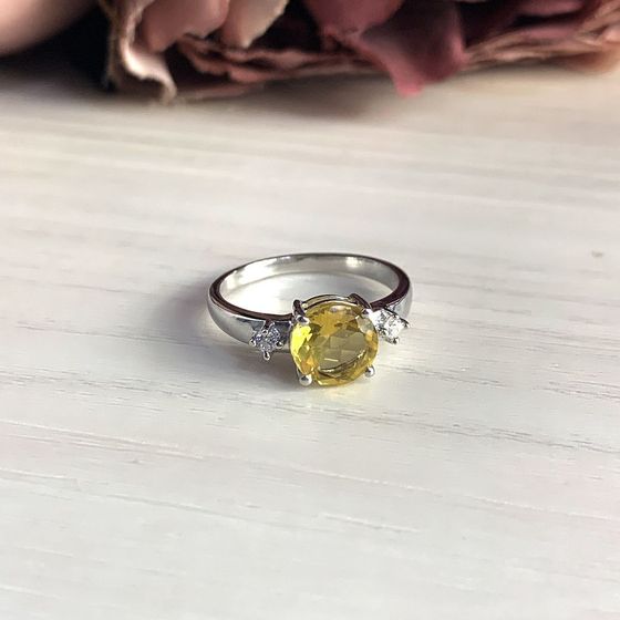 Серебряное кольцо с цитрином nano 1.848ct, фианитами