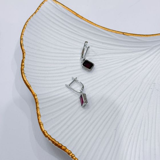 Серебряные серьги с рубином 5.15ct