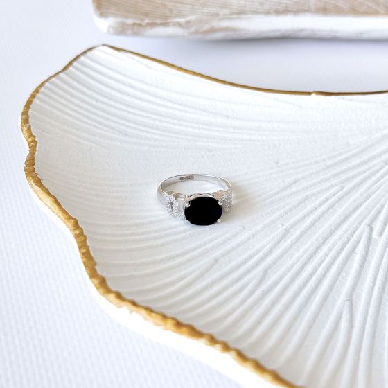 Серебряное кольцо с сапфиром 3.507ct