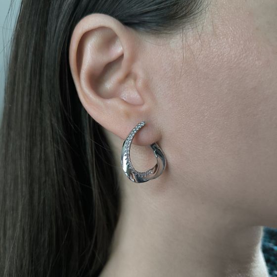 Серебряные серьги с фианитами