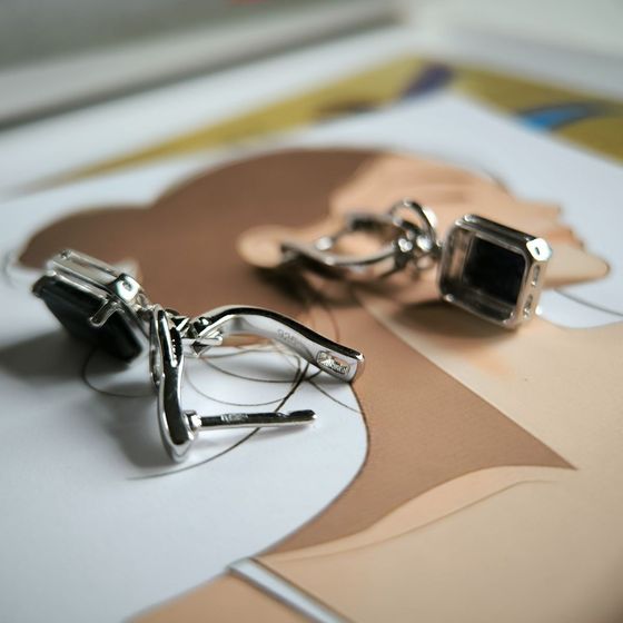 Серебряные серьги с сапфиром 5.218ct