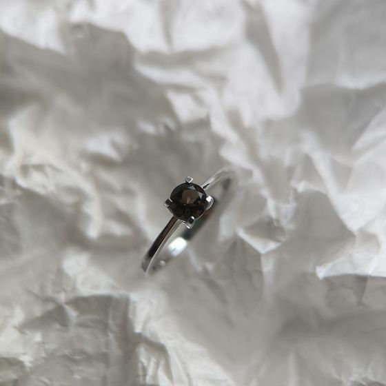 Серебряное кольцо с раухтопазом (дымчатым кварцем) 0.442ct