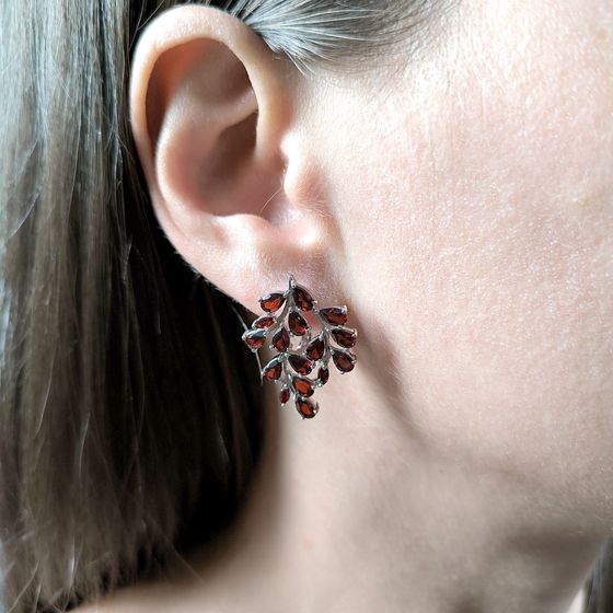 Серебряные серьги с гранатом 7.692ct