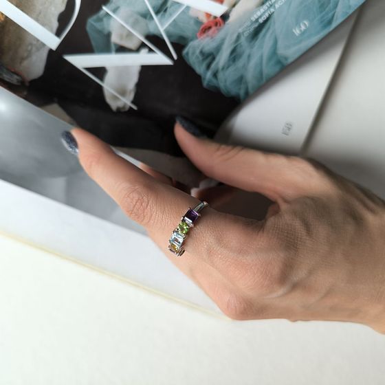 Серебряное кольцо с аметистом, топазом, цитрином, хризолітом