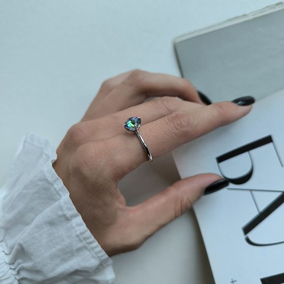 Серебряное кольцо с мистик топазом 1.95ct