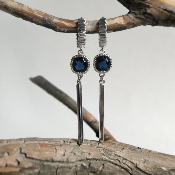 Серебряные серьги с сапфиром nano 1.86ct