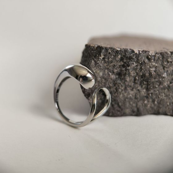 Серебряное кольцо без камней