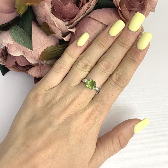 Серебряное кольцо с султанитом 1.94ct