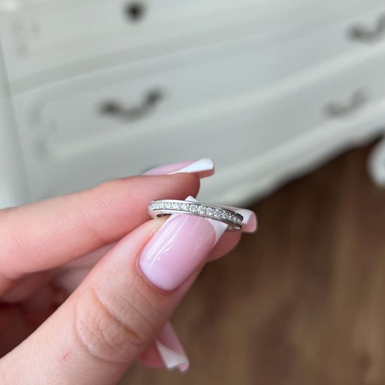 Золотое кольцо с фианитами 0.84ct