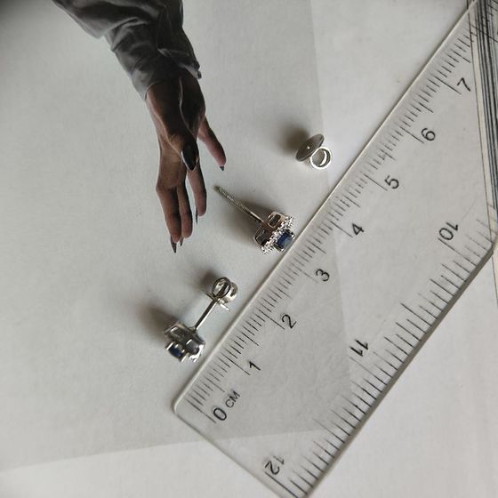 Серебряные серьги с сапфиром 0.985ct, фианитами