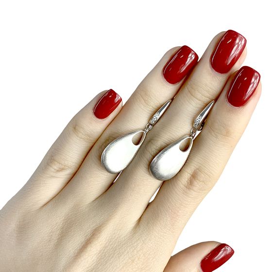 Серебряные серьги с фианитами