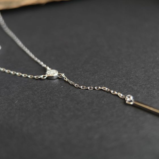 Серебряное колье с фианитами