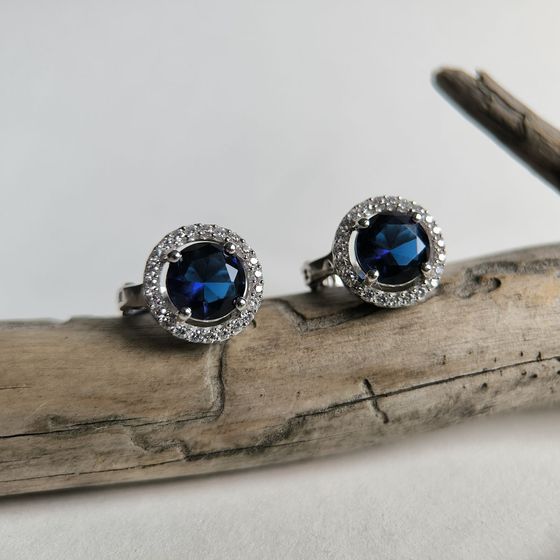 Серебряные серьги с сапфиром nano 3.749ct